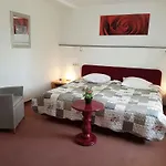 Herrloh 3*